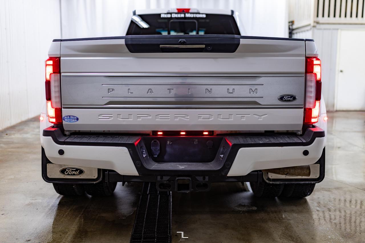 2019 Ford F-350 4x4 Crew Cab Platinum Diesel Dually Leather Roof Nav Red Deer AB