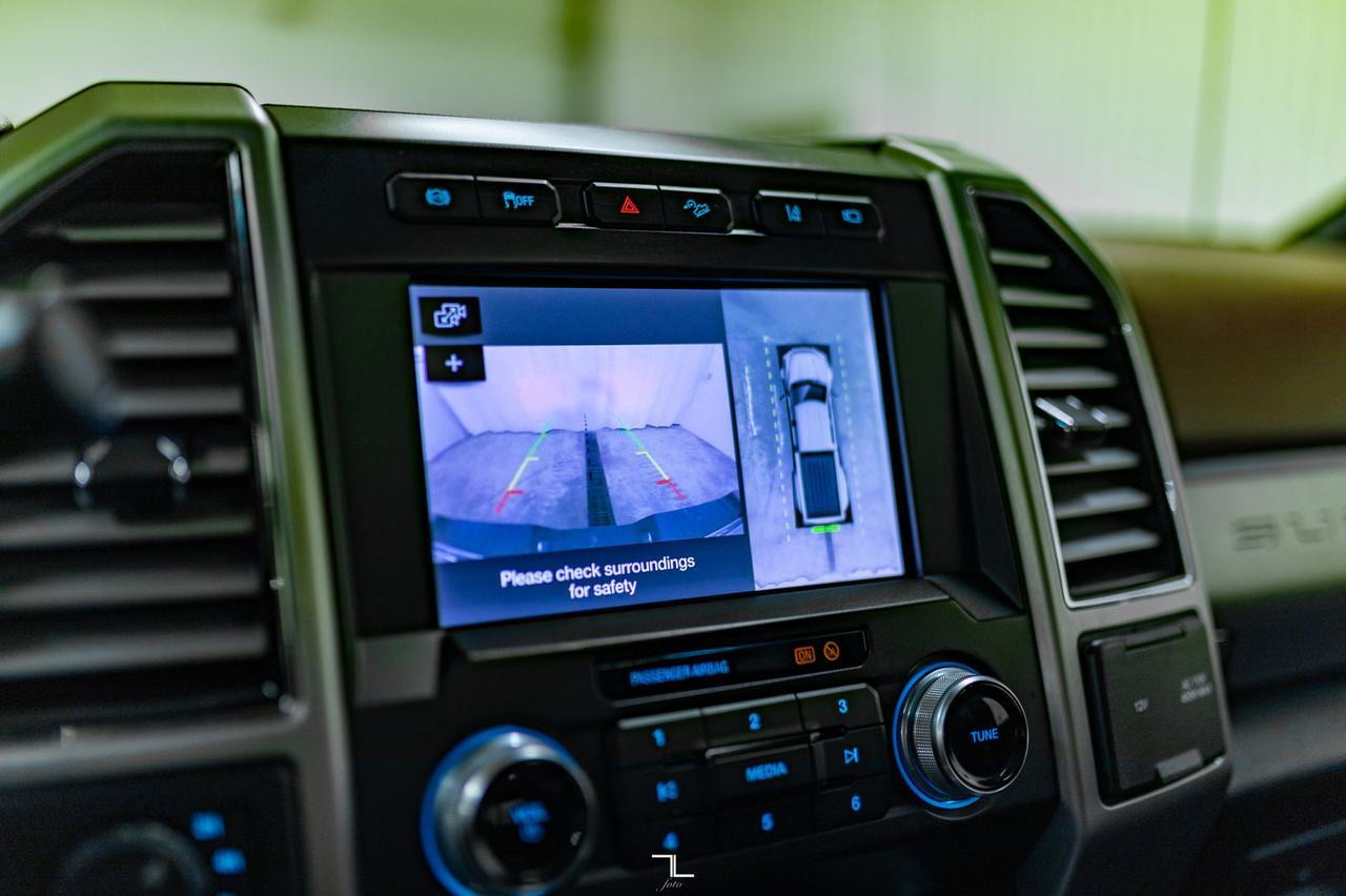 2019 Ford F-350 4x4 Crew Cab Platinum Diesel Dually Leather Roof Nav Red Deer AB