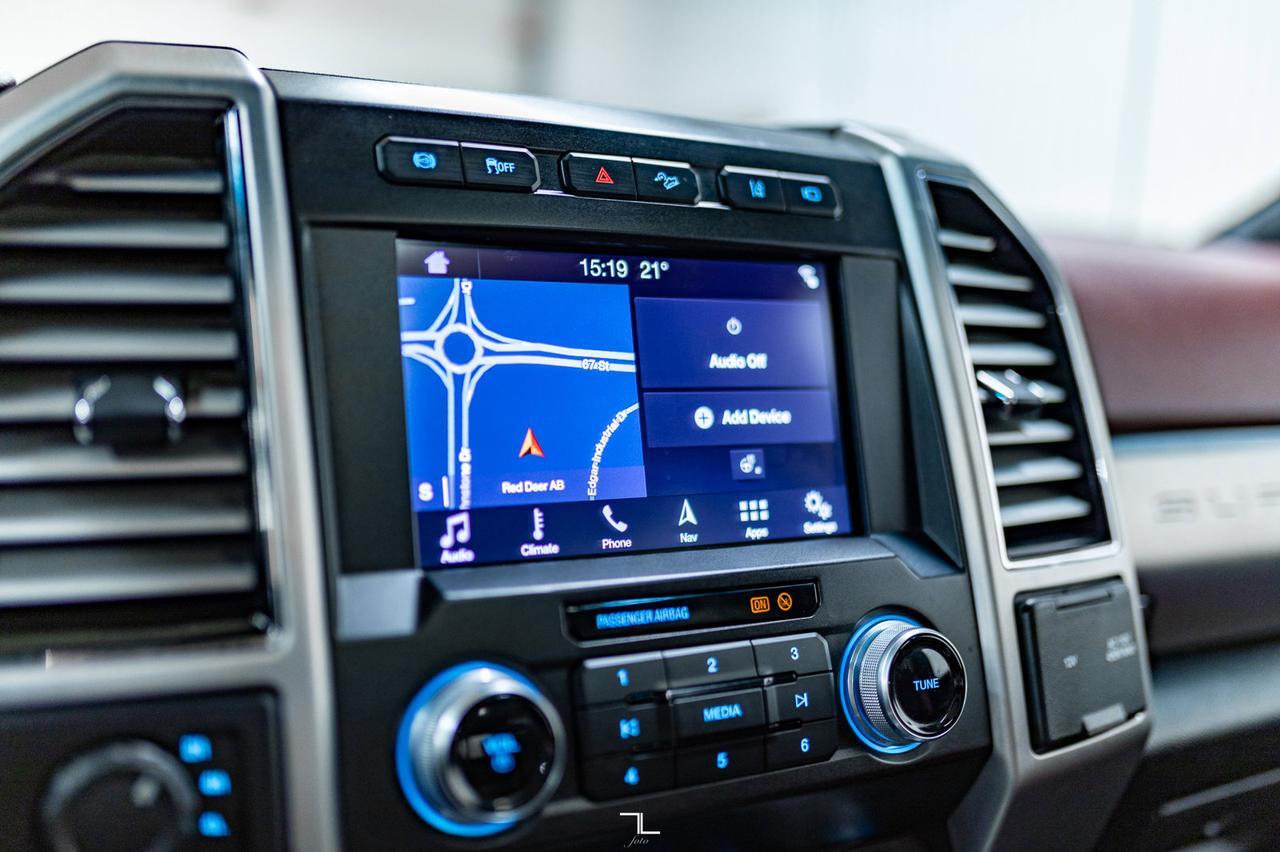 2019 Ford F-350 4x4 Crew Cab Platinum Diesel Dually Leather Roof Nav Red Deer AB