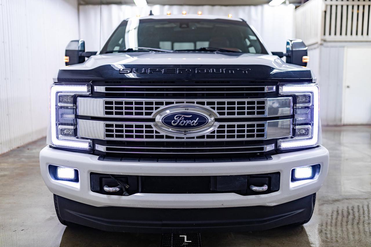 2019 Ford F-350 4x4 Crew Cab Platinum Diesel Dually Leather Roof Nav Red Deer AB