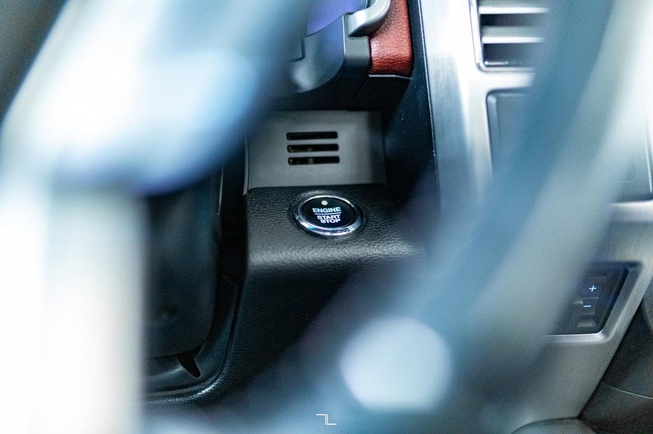 2019 Ford F-350 4x4 Crew Cab Platinum Diesel Dually Leather Roof Nav Red Deer AB