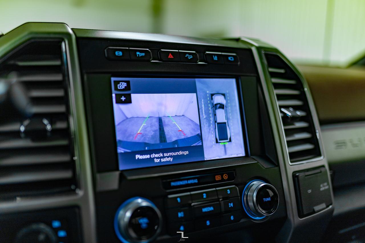 2019 Ford F-350 4x4 Crew Cab Platinum Diesel Dually Leather Roof Nav Red Deer AB