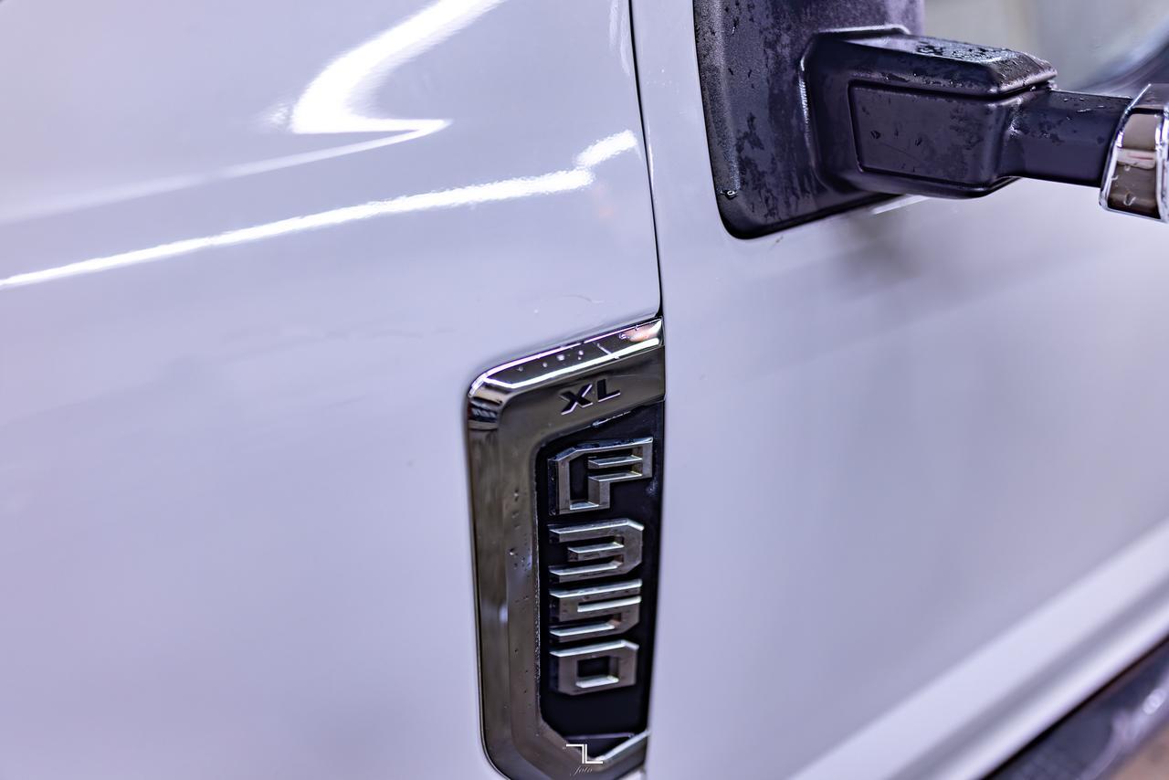2019 Ford F-350 4x4 Crew Cab XL Deck Red Deer AB