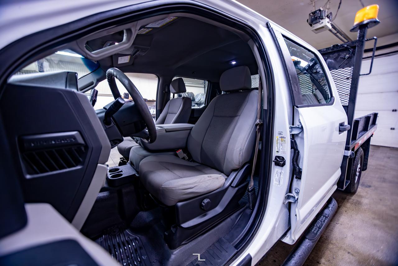 2019 Ford F-350 4x4 Crew Cab XL Deck Red Deer AB