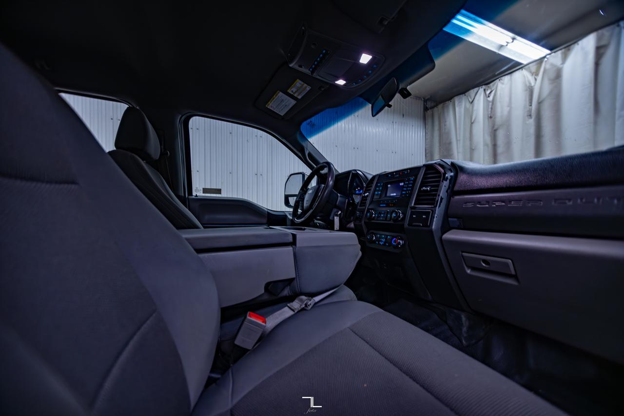2019 Ford F-350 4x4 Crew Cab XL Deck Red Deer AB