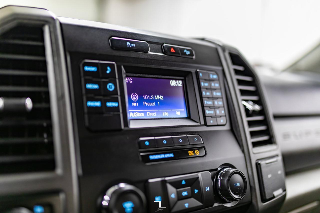 2019 Ford F-350 4x4 Crew Cab XL Deck Red Deer AB