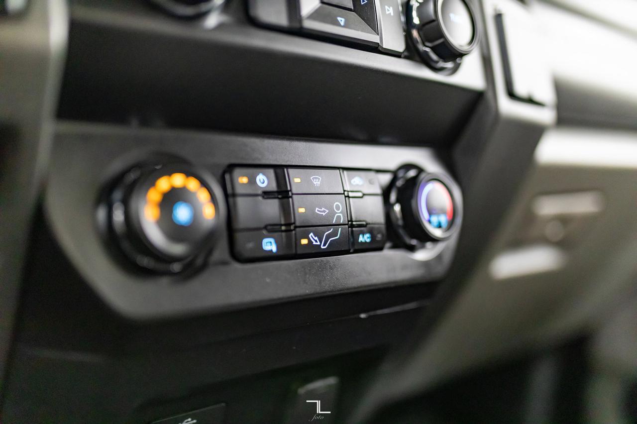 2019 Ford F-350 4x4 Crew Cab XL Deck Red Deer AB