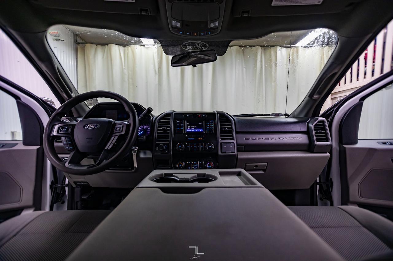 2019 Ford F-350 4x4 Crew Cab XL Deck Red Deer AB