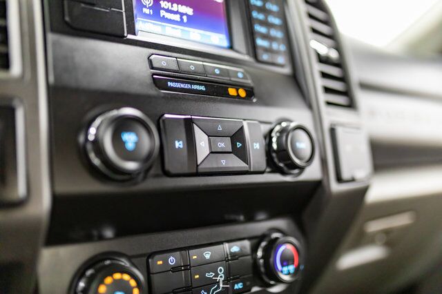 2019 Ford F-350 4x4 Crew Cab XL Deck Red Deer AB