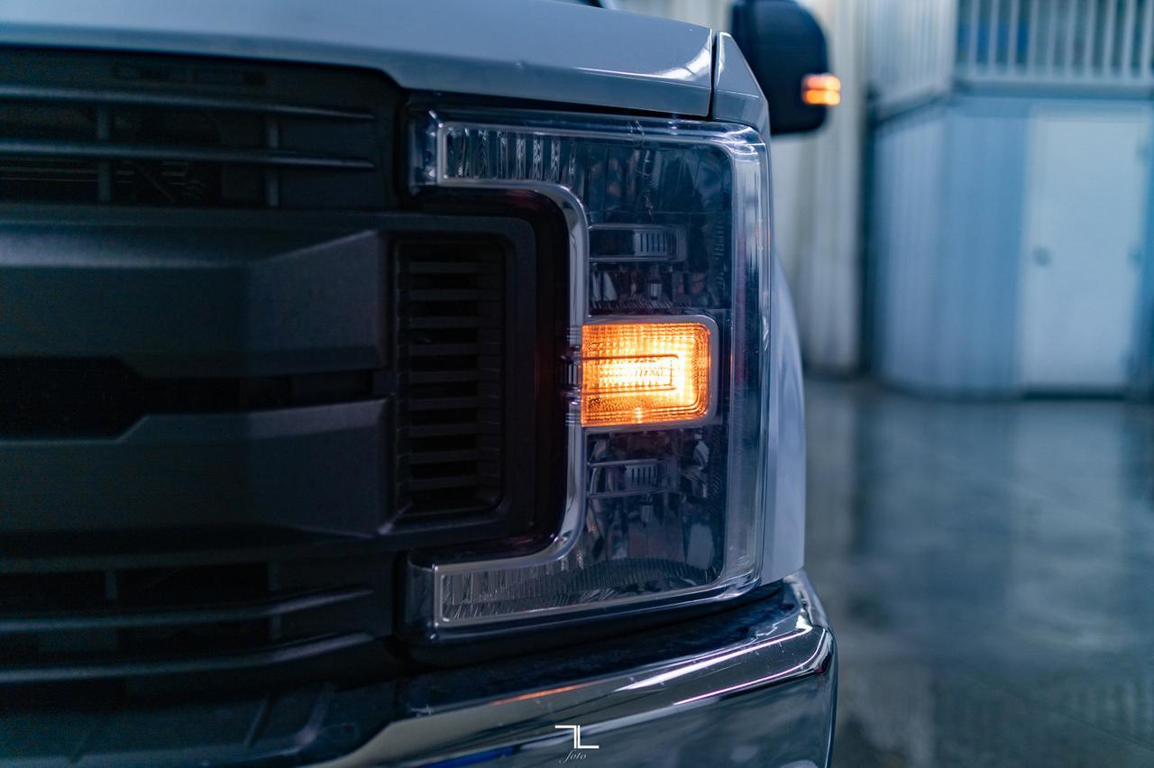 2019 Ford F-350 4x4 Crew Cab XL Deck Red Deer AB