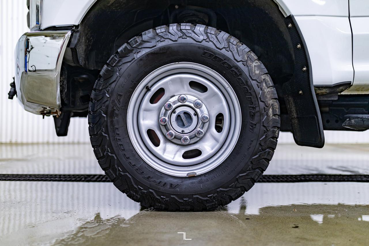 2019 Ford F-350 4x4 Crew Cab XL Deck Red Deer AB