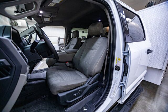 2019 Ford F-350 4x4 Crew Cab XLT Diesel Deck BCam Red Deer AB