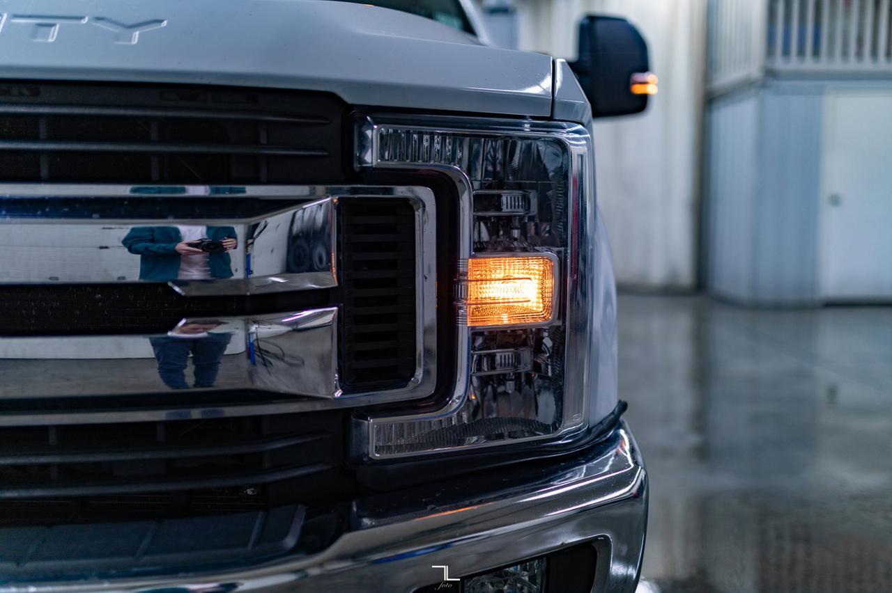 2019 Ford F-350 4x4 Crew Cab XLT Diesel Deck BCam Red Deer AB