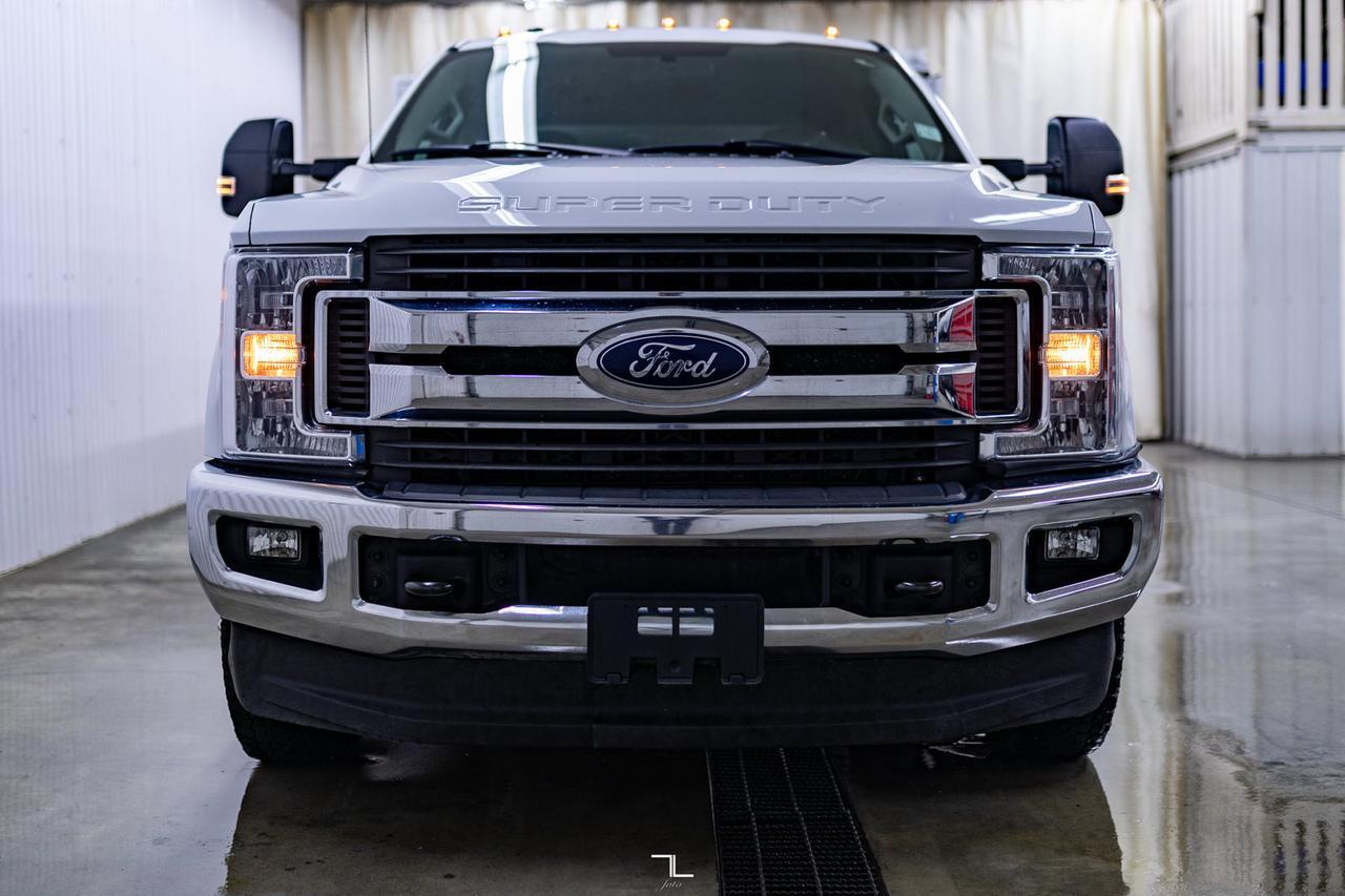 2019 Ford F-350 4x4 Crew Cab XLT Diesel Deck BCam Red Deer AB