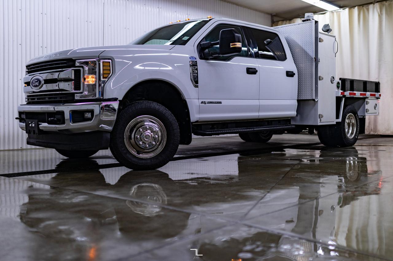 2019 Ford F-350 4x4 Crew Cab XLT Diesel Deck BCam Red Deer AB