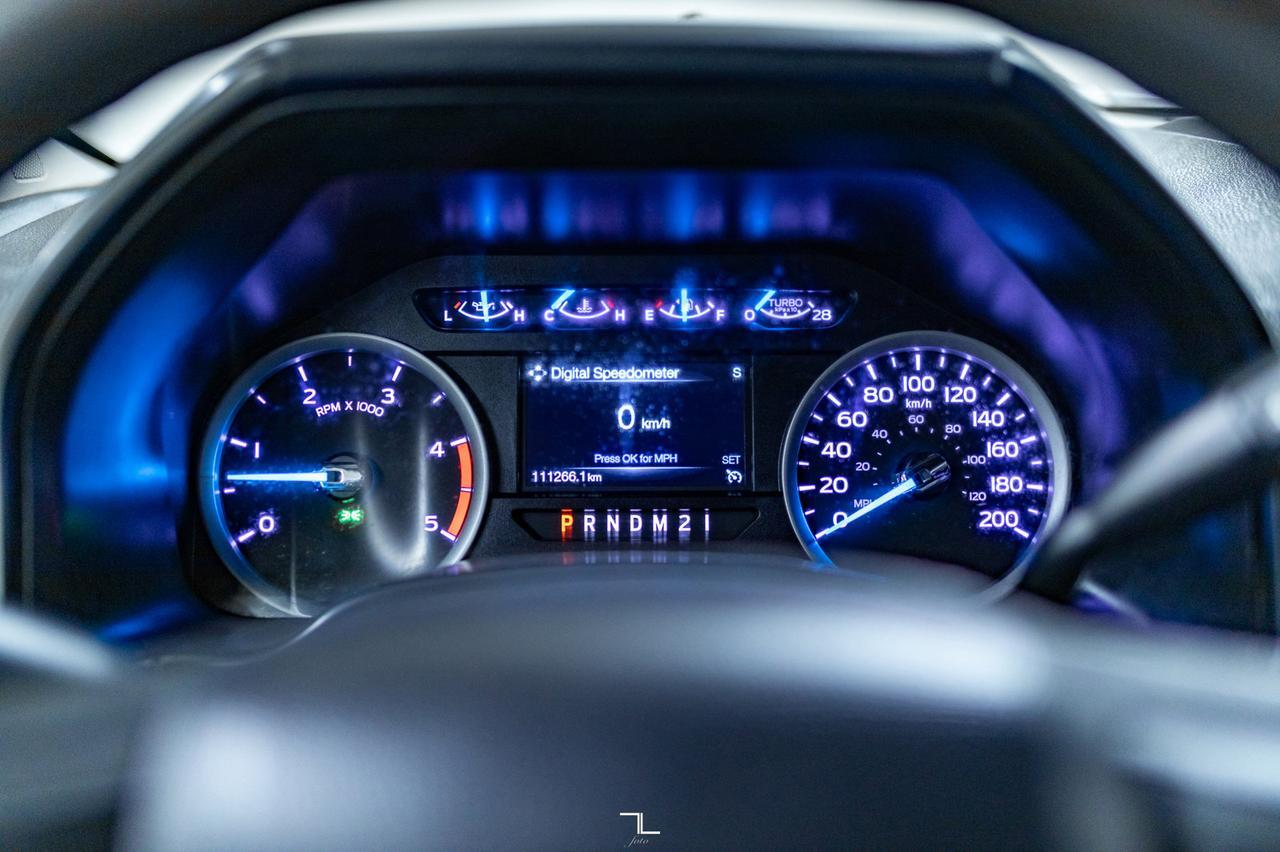 2019 Ford F-350 4x4 Crew Cab XLT Diesel Deck BCam Red Deer AB