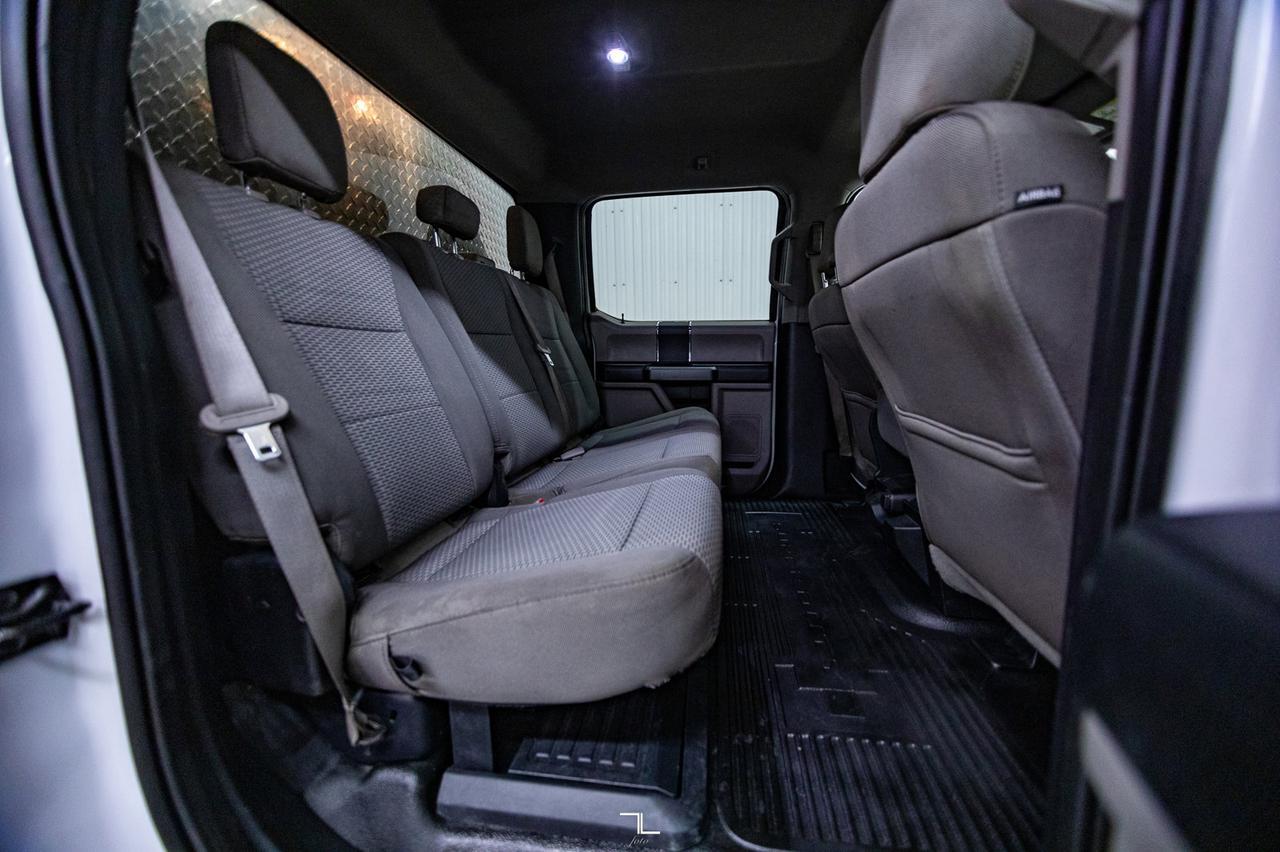 2019 Ford F-350 4x4 Crew Cab XLT Diesel Deck BCam Red Deer AB