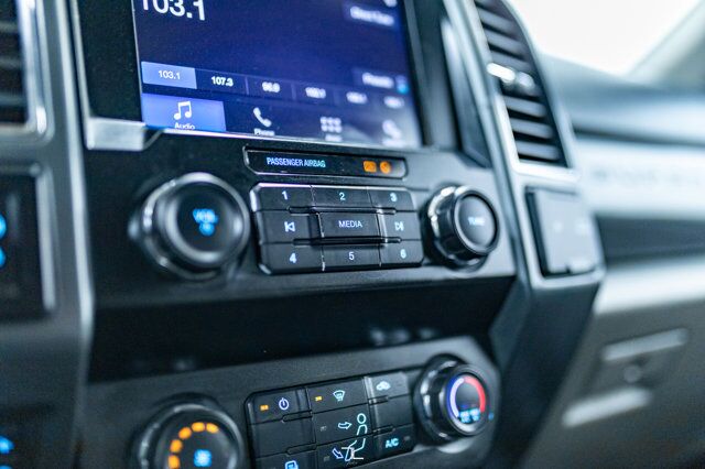 2019 Ford F-350 4x4 Crew Cab XLT Diesel Deck BCam Red Deer AB