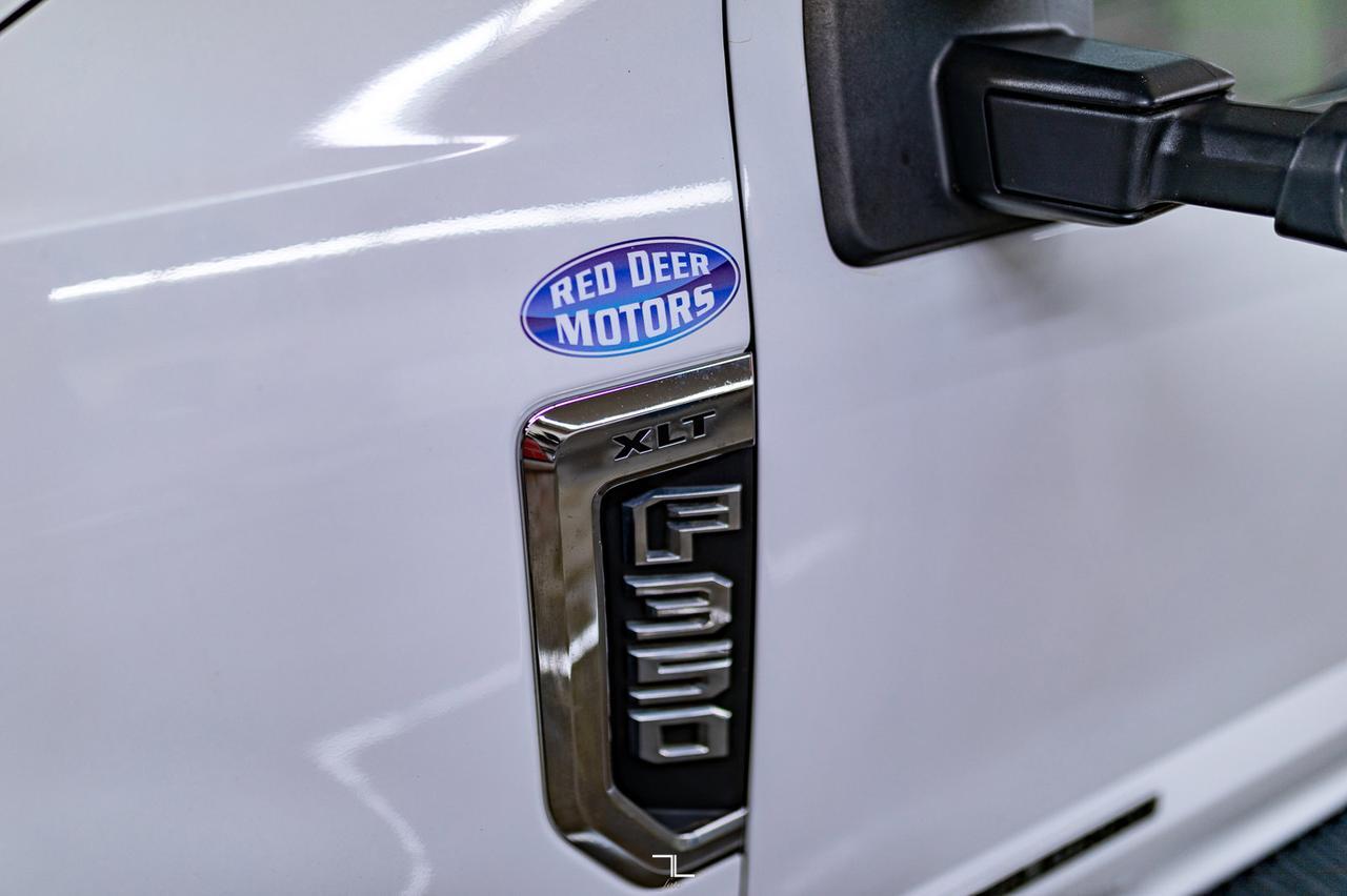 2019 Ford F-350 4x4 Crew Cab XLT Dually Deck Diesel Red Deer AB