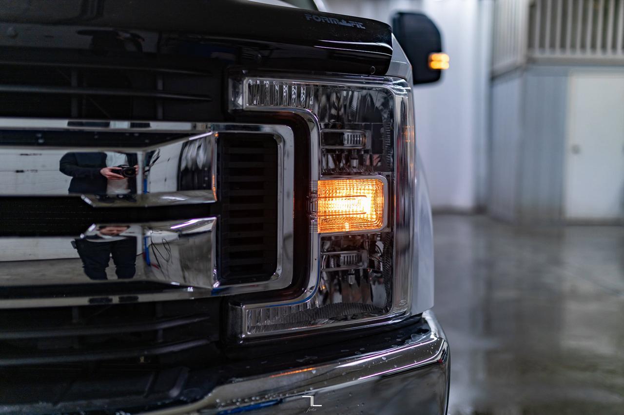 2019 Ford F-350 4x4 Crew Cab XLT Dually Deck Diesel Red Deer AB
