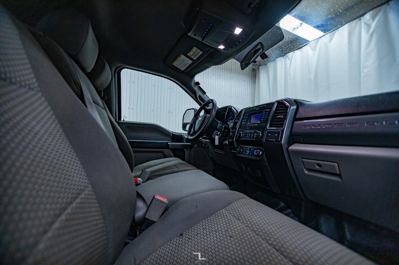 2019 Ford F-350 4x4 Crew Cab XLT Dually Deck Diesel Red Deer AB