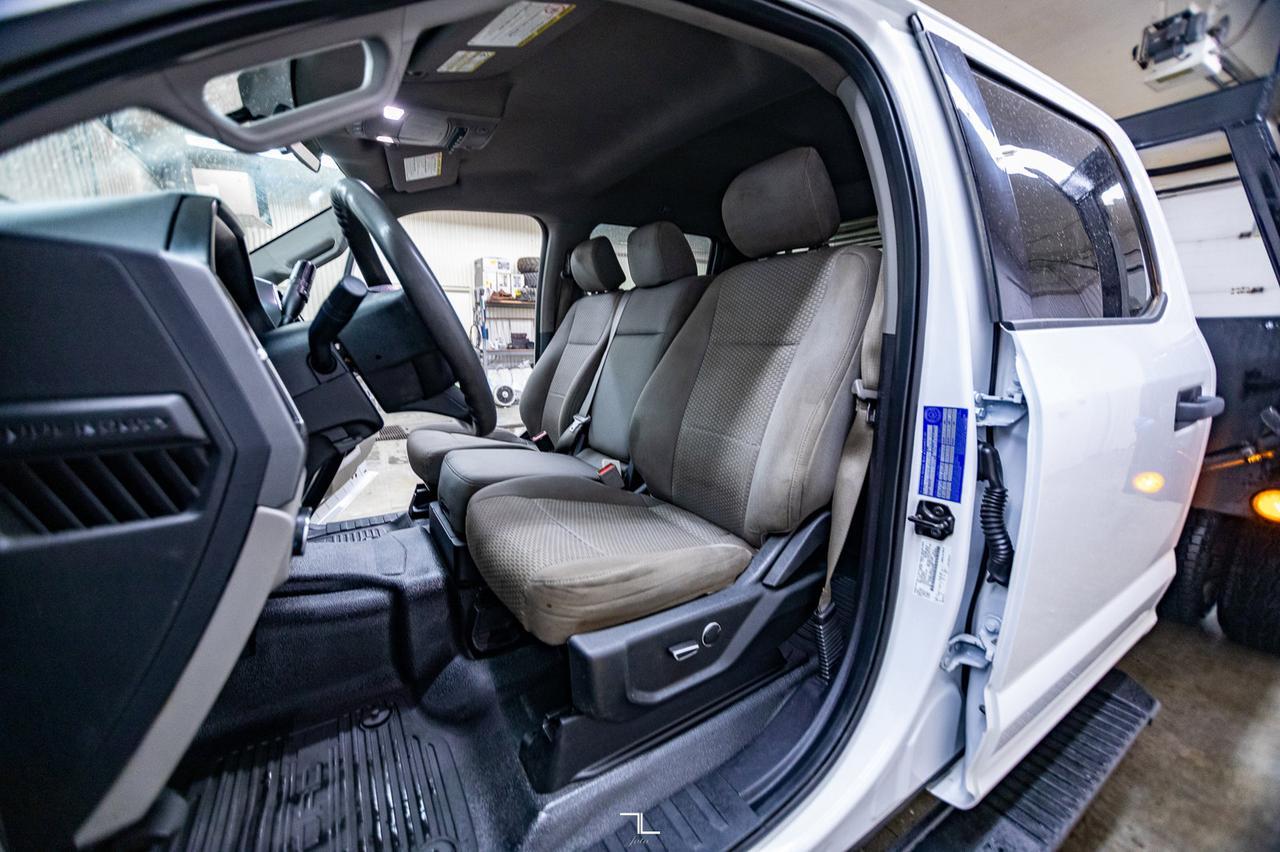 2019 Ford F-350 4x4 Crew Cab XLT Dually Deck Diesel Red Deer AB