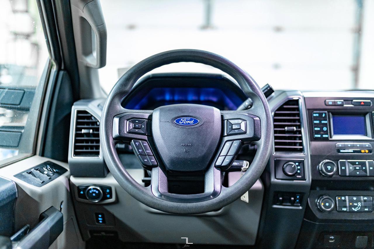 2019 Ford F-350 4x4 Crew Cab XLT Dually Deck Diesel Red Deer AB