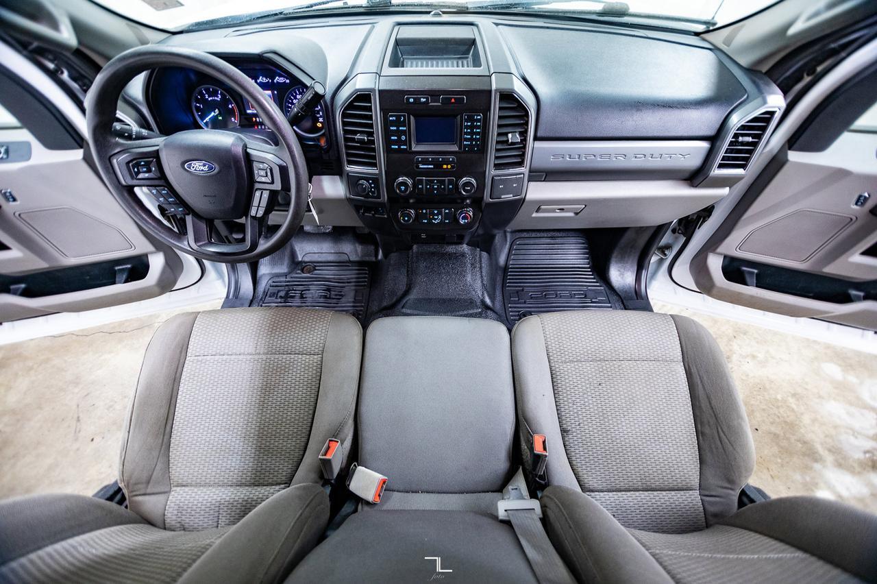 2019 Ford F-350 4x4 Crew Cab XLT Dually Deck Diesel Red Deer AB