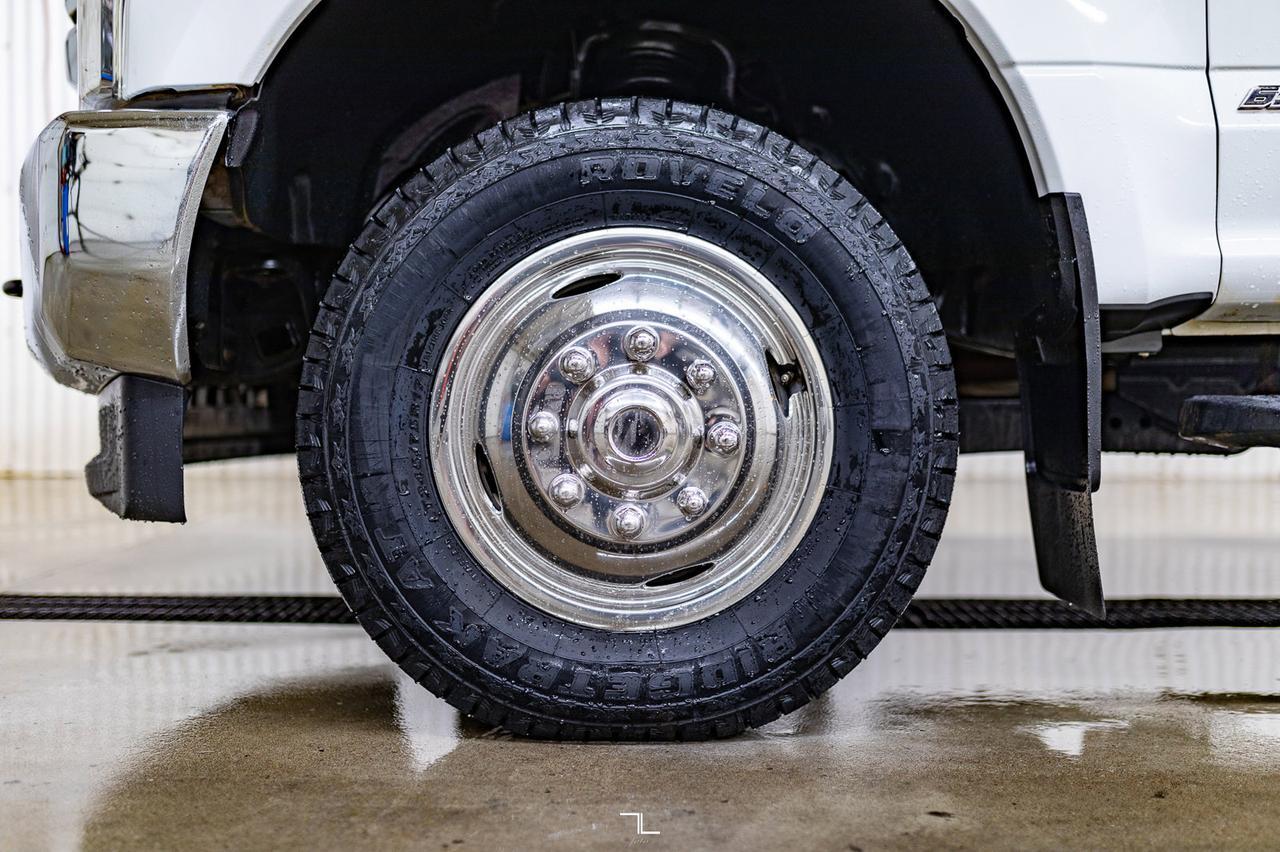 2019 Ford F-350 4x4 Crew Cab XLT Dually Deck Diesel Red Deer AB