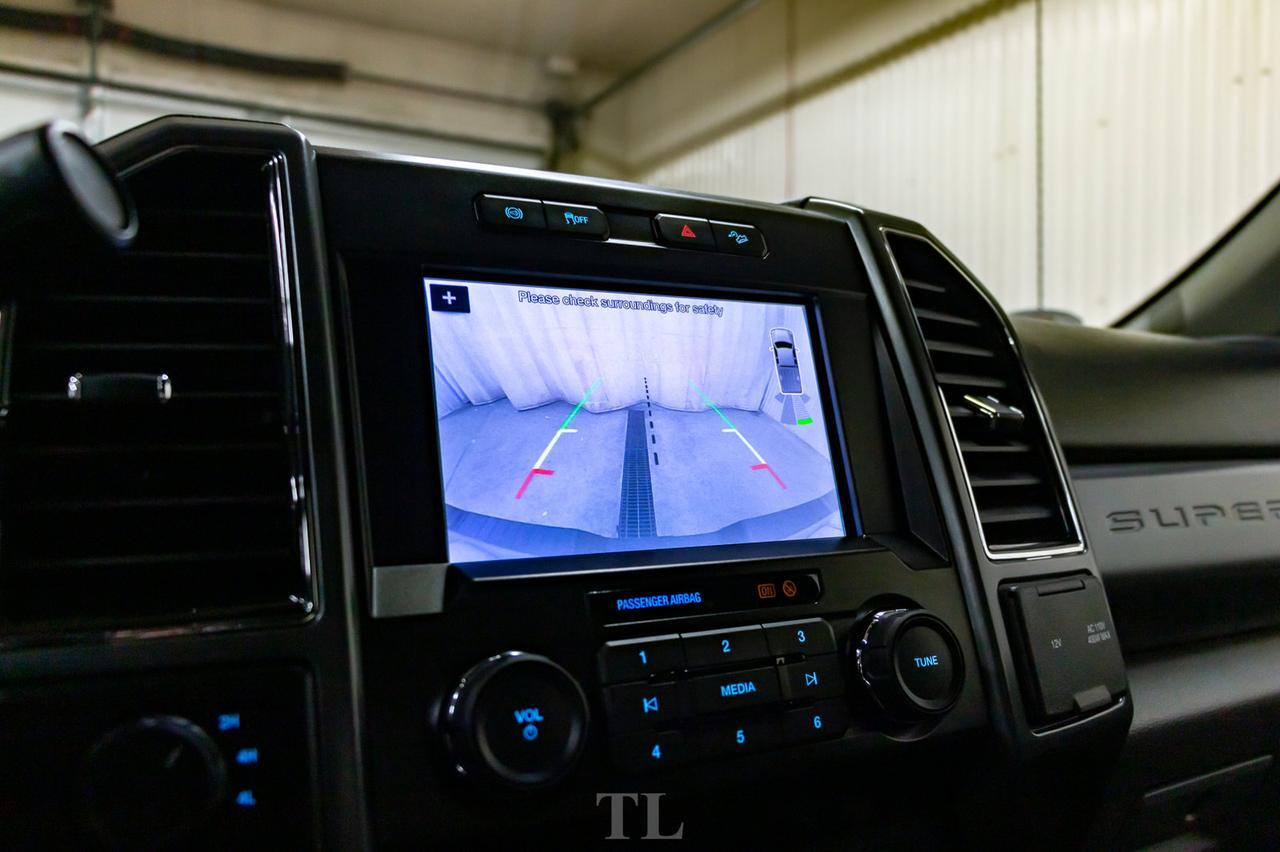 2019 Ford F-350 4x4 Crew Cab XLT Dually Diesel BCam Red Deer AB