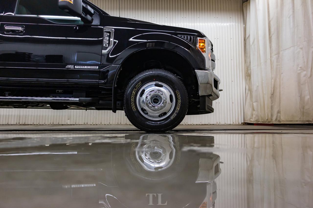 2019 Ford F-350 4x4 Crew Cab XLT Dually Diesel BCam Red Deer AB