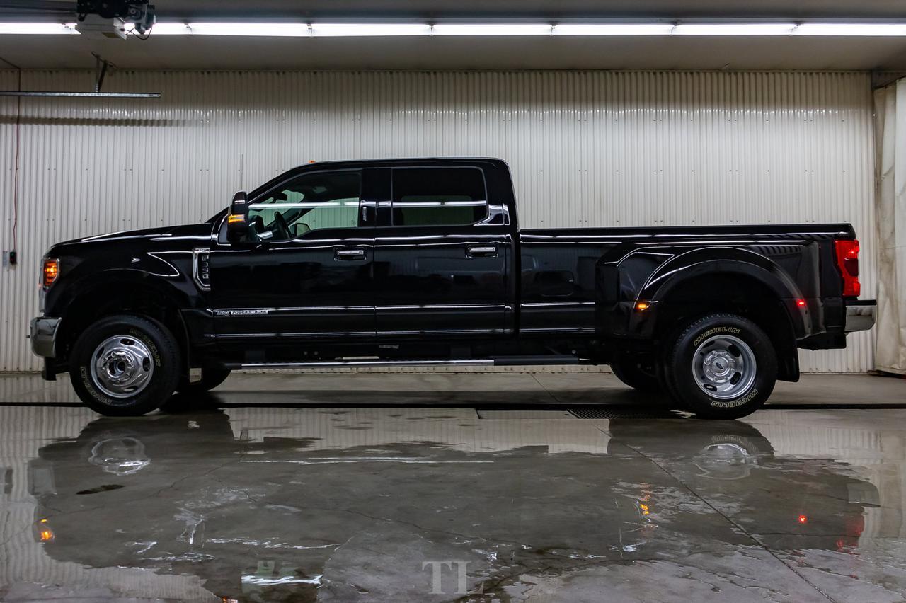 2019 Ford F-350 4x4 Crew Cab XLT Dually Diesel BCam Red Deer AB