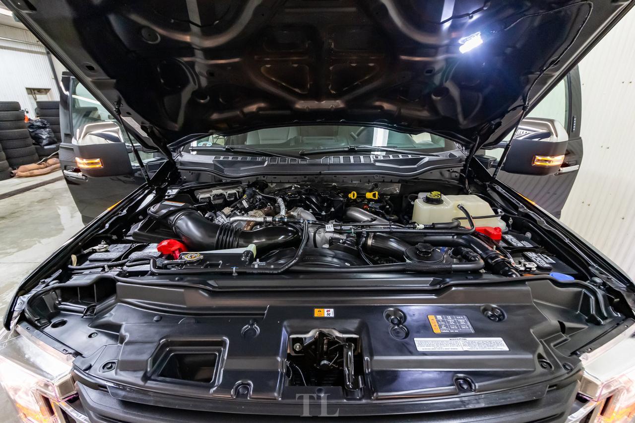 2019 Ford F-350 4x4 Crew Cab XLT Dually Diesel BCam Red Deer AB