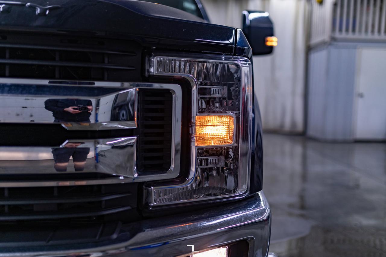 2019 Ford F-350 4x4 Crew Cab XLT Dually Diesel Nav BCam Red Deer AB