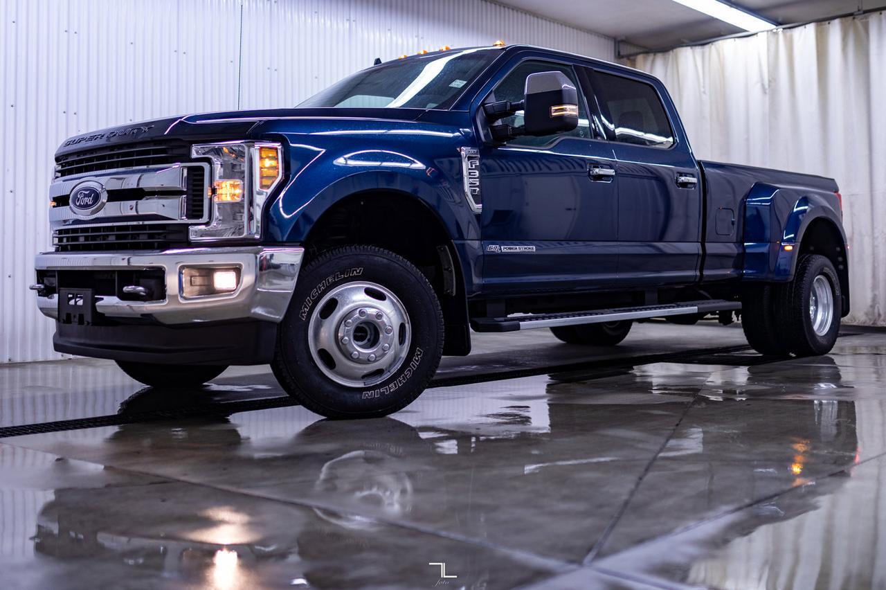 2019 Ford F-350 4x4 Crew Cab XLT Dually Diesel Nav BCam Red Deer AB