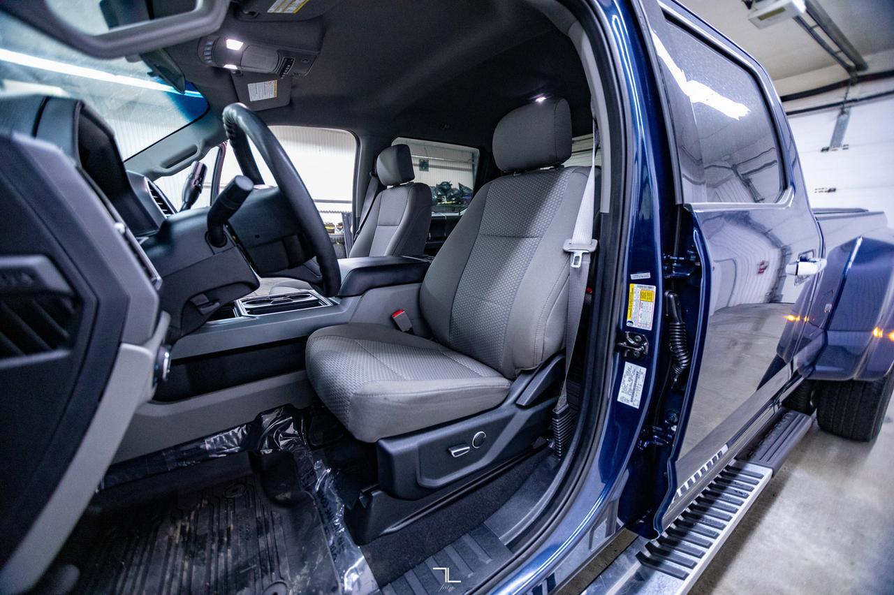 2019 Ford F-350 4x4 Crew Cab XLT Dually Diesel Nav BCam Red Deer AB