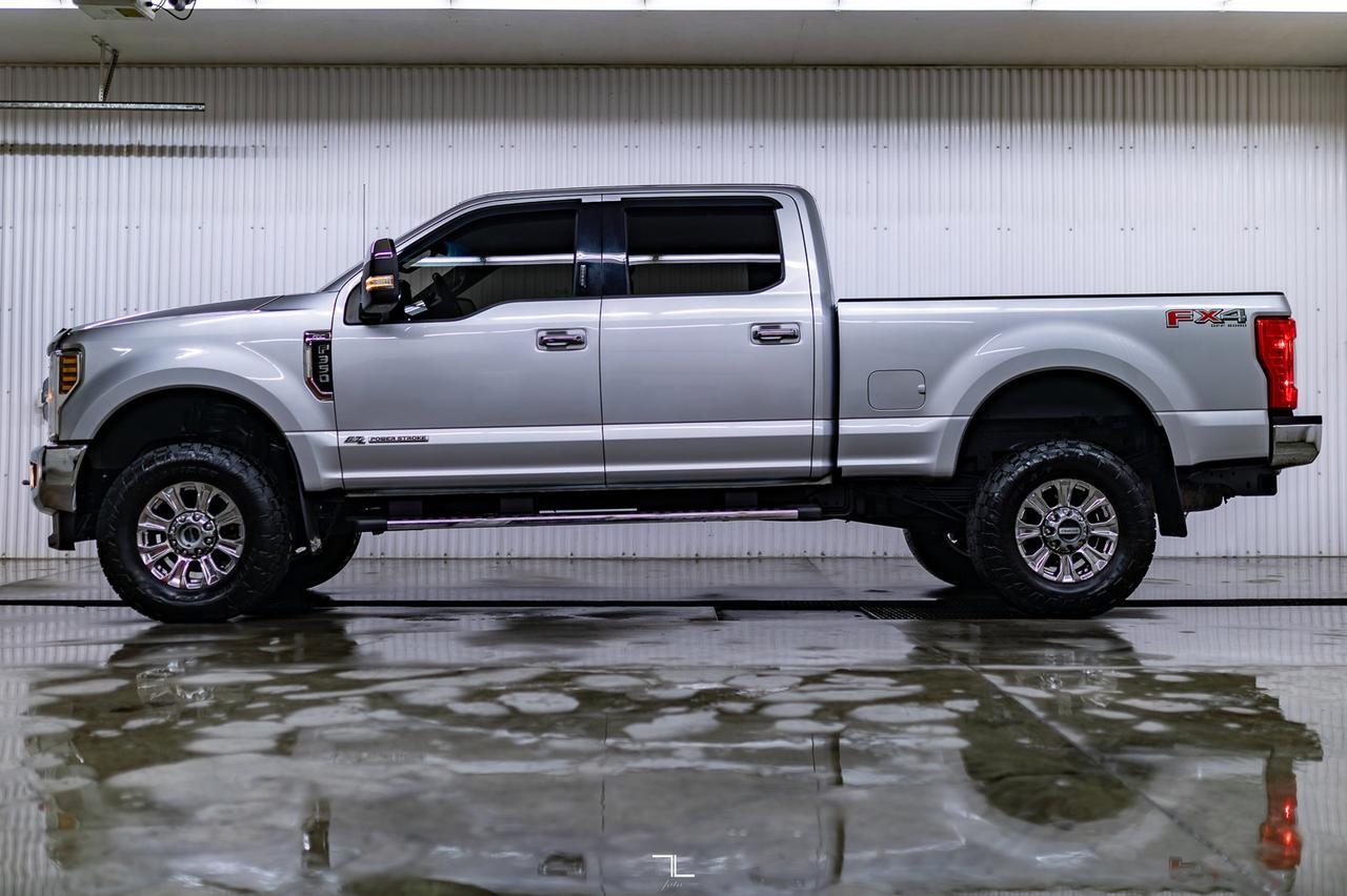 2019 Ford F-350 4x4 Crew Cab XLT FX4 Diesel Nav BCam Red Deer AB