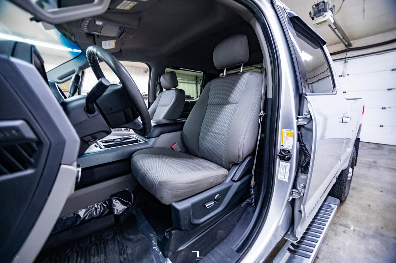 2019 Ford F-350 4x4 Crew Cab XLT FX4 Diesel Nav BCam Red Deer AB