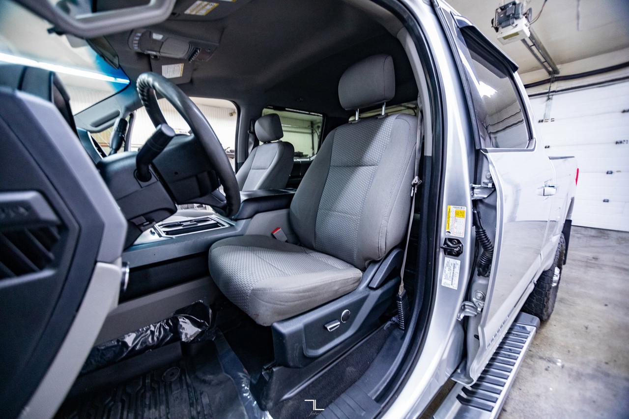 2019 Ford F-350 4x4 Crew Cab XLT FX4 Diesel Nav BCam Red Deer AB