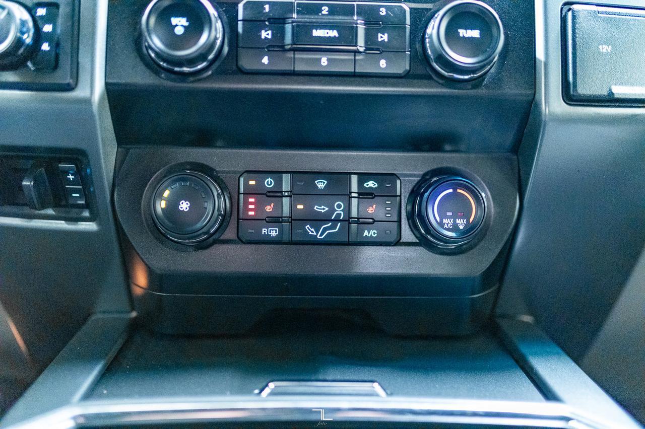 2019 Ford F-350 4x4 Crew Cab XLT FX4 Diesel Nav BCam Red Deer AB