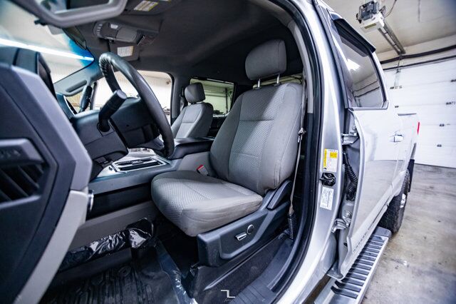 2019 Ford F-350 4x4 Crew Cab XLT FX4 Diesel Nav BCam Red Deer AB