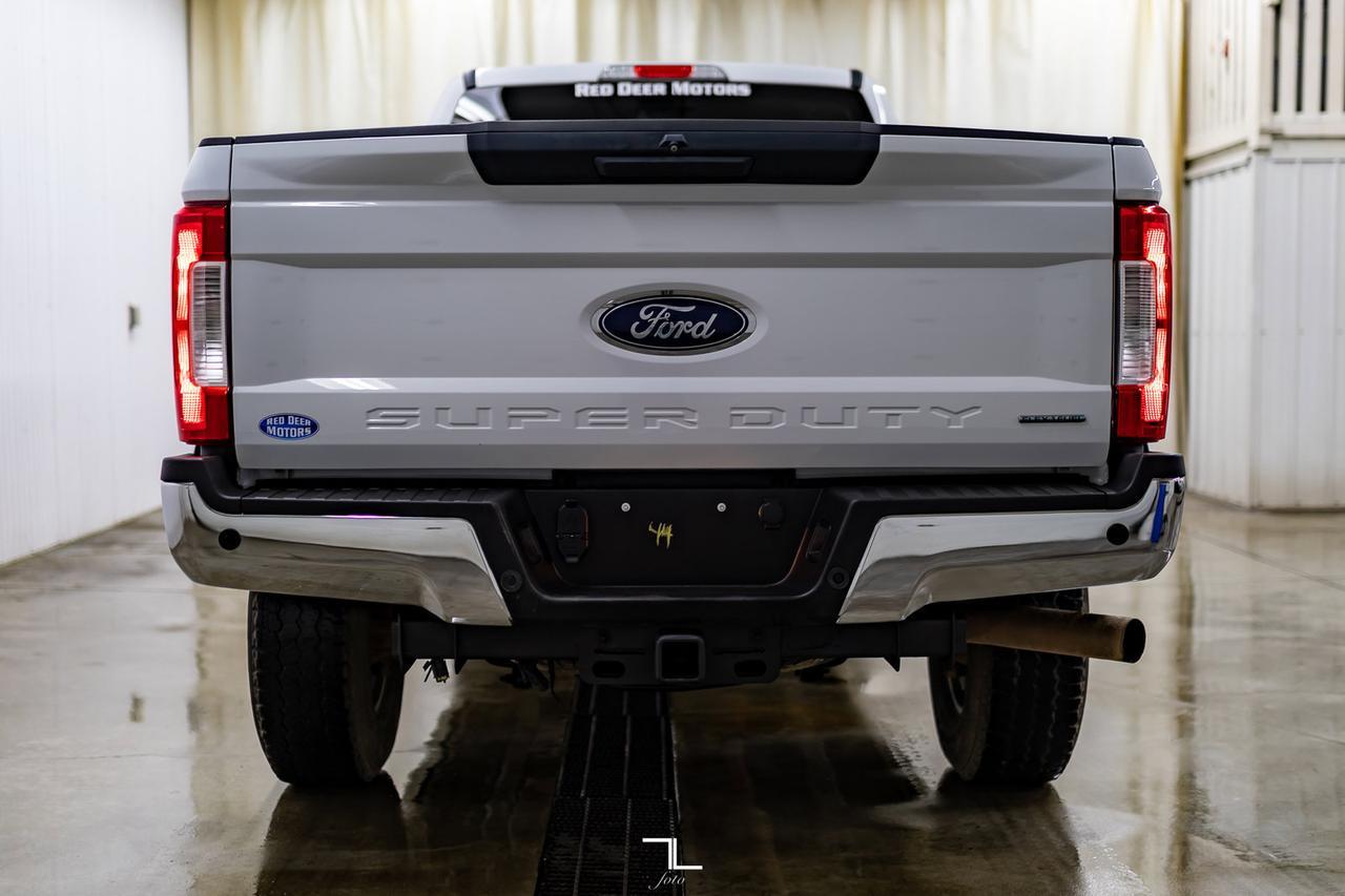 2019 Ford F-350 4x4 Crew Cab XLT FX4 Longbox BCam Red Deer AB