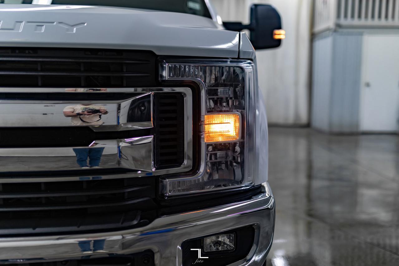 2019 Ford F-350 4x4 Crew Cab XLT FX4 Longbox BCam Red Deer AB