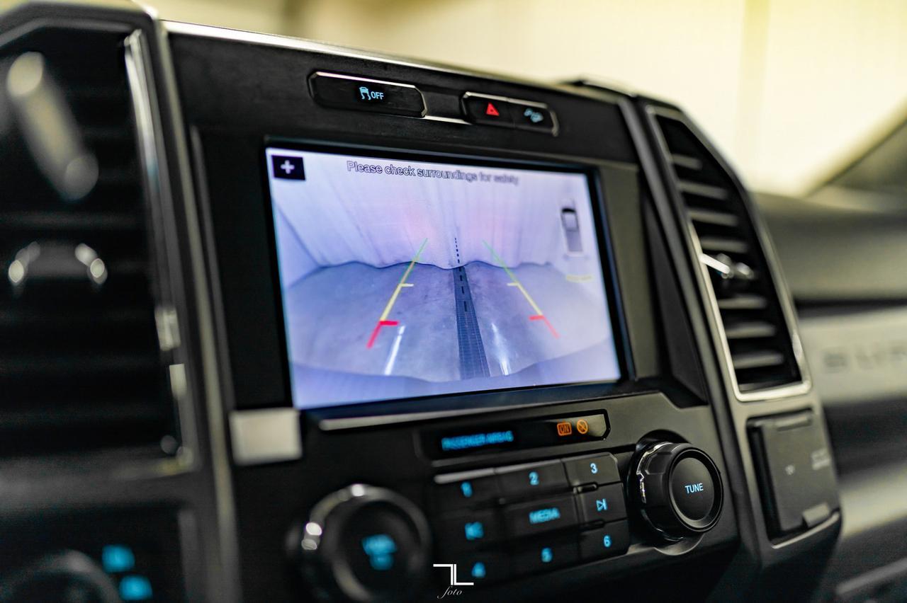 2019 Ford F-350 4x4 Crew Cab XLT FX4 Longbox BCam Red Deer AB