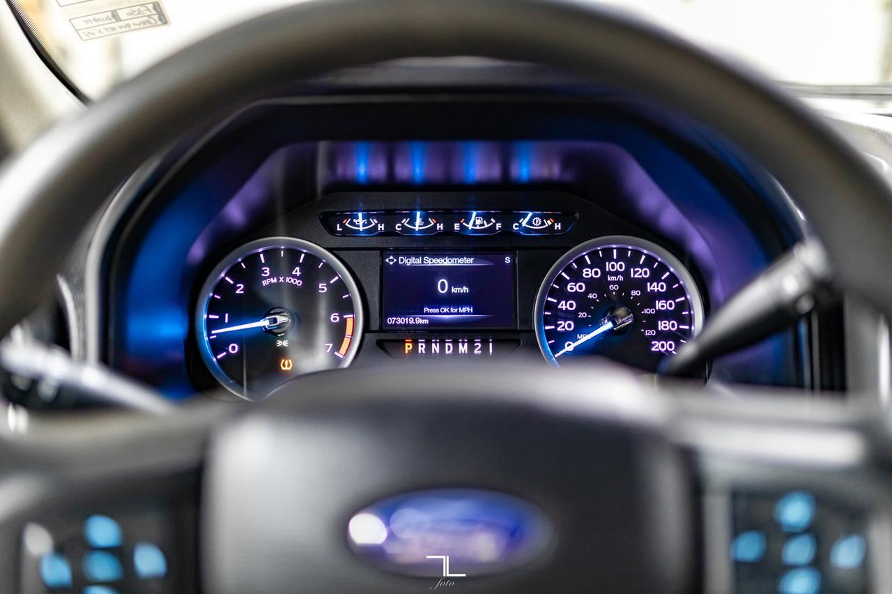 2019 Ford F-350 4x4 Crew Cab XLT FX4 Longbox BCam Red Deer AB