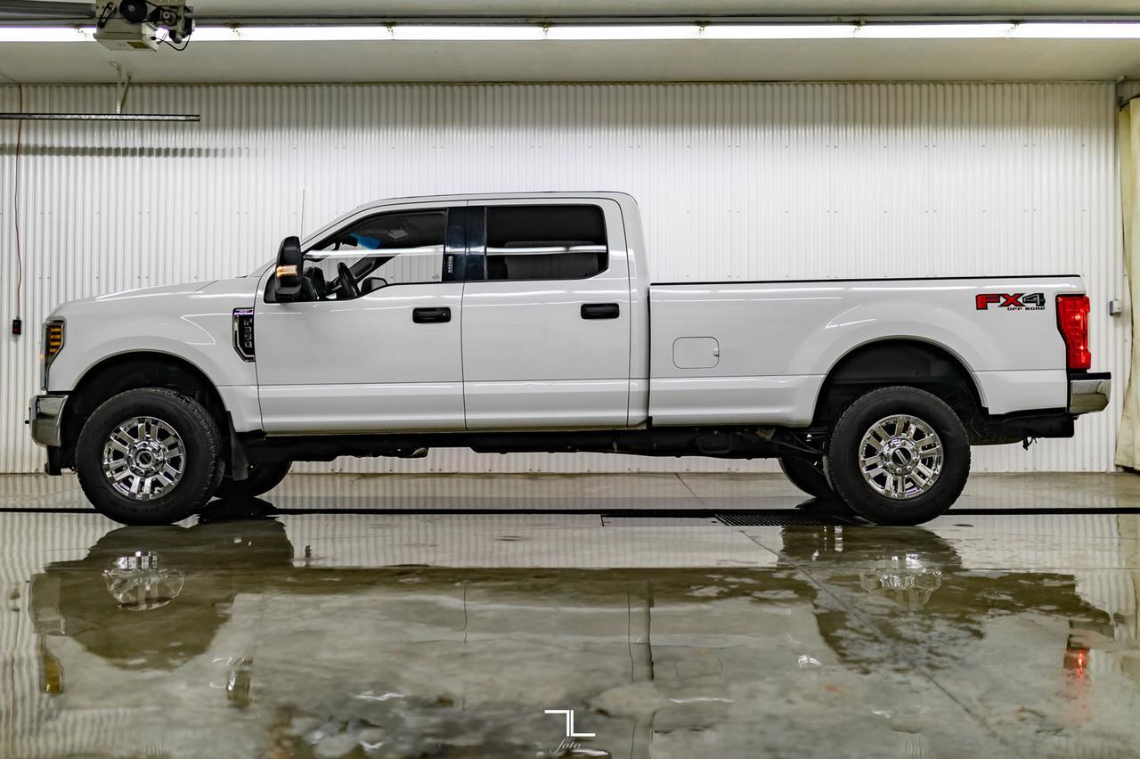 2019 Ford F-350 4x4 Crew Cab XLT FX4 Longbox BCam Red Deer AB