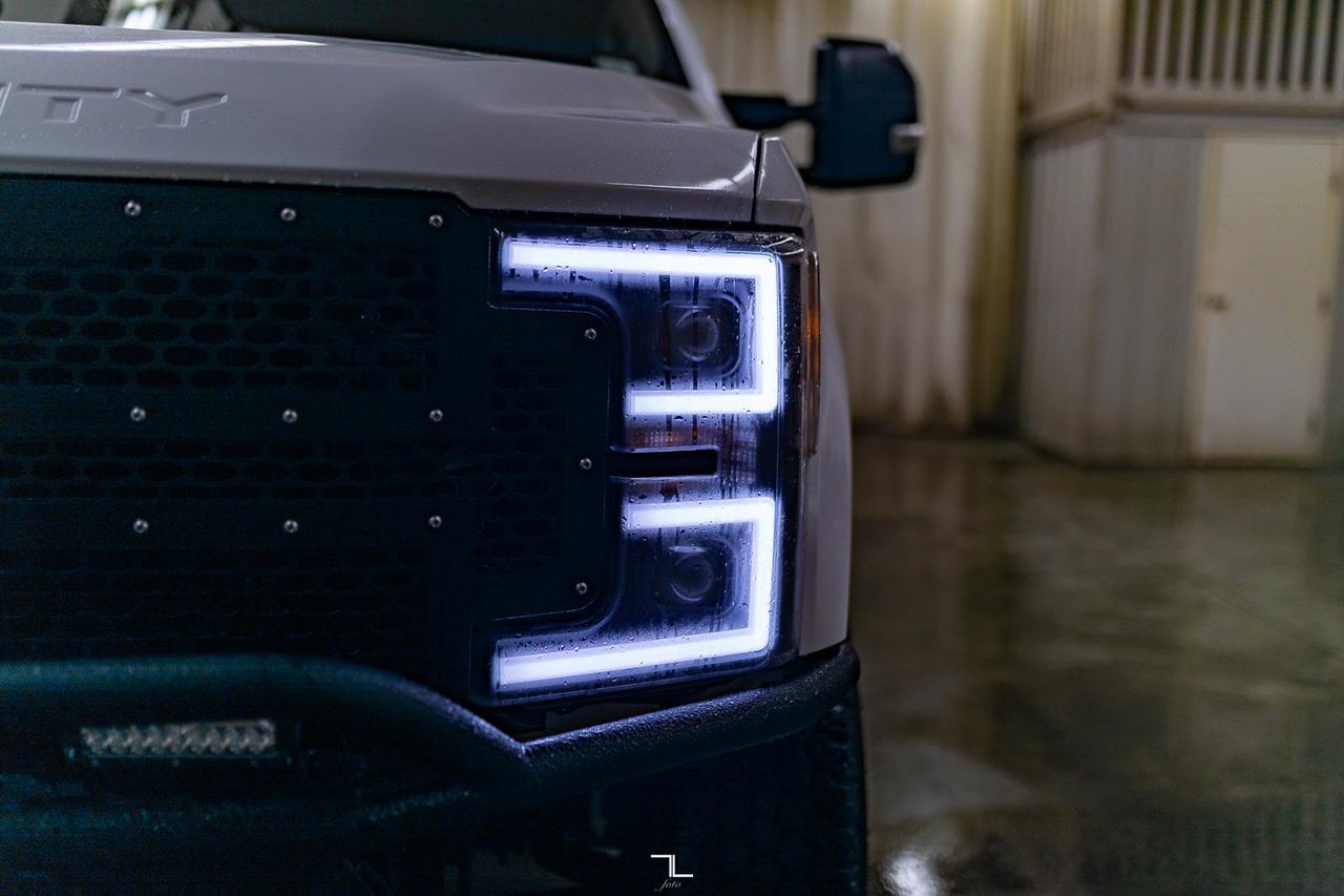 2019 Ford F-350 4x4 Crew Cab XLT Leather BCam Red Deer AB