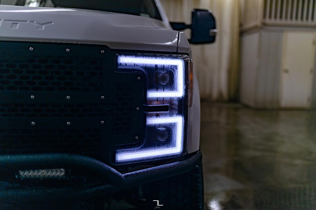 2019 Ford F-350 4x4 Crew Cab XLT Leather BCam Red Deer AB