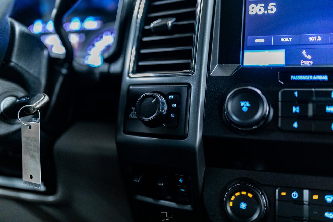 2019 Ford F-350 4x4 Crew Cab XLT Leather BCam Red Deer AB