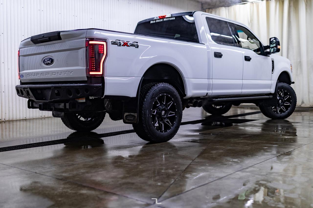 2019 Ford F-350 4x4 Crew Cab XLT Leather BCam Red Deer AB